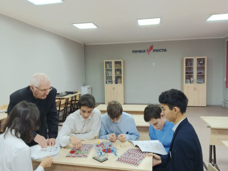НЕДЕЛЯ ДОПОЛНИТЕЛЬНОГО ОБРАЗОВАНИЯ В ШКОЛЕ!.